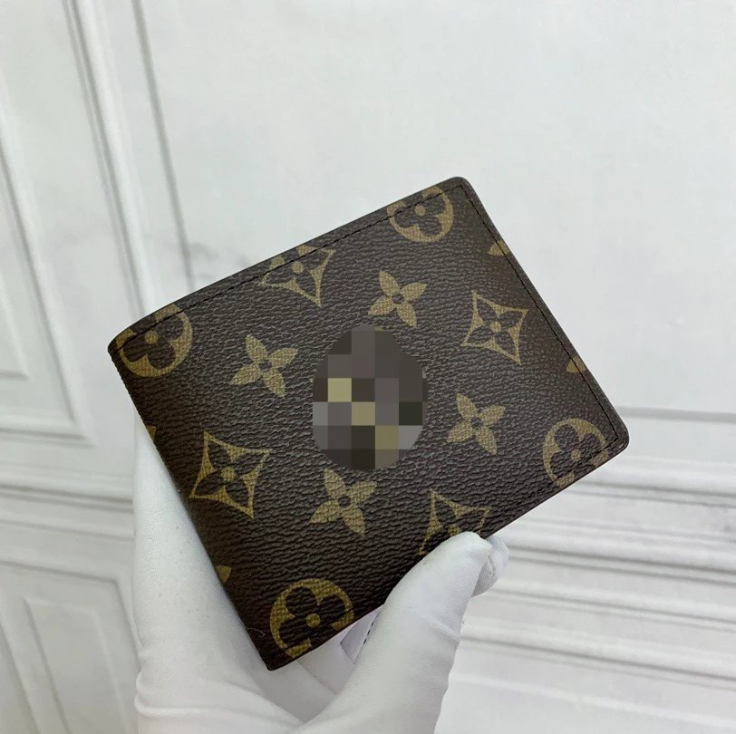 ,,LV" Wallet