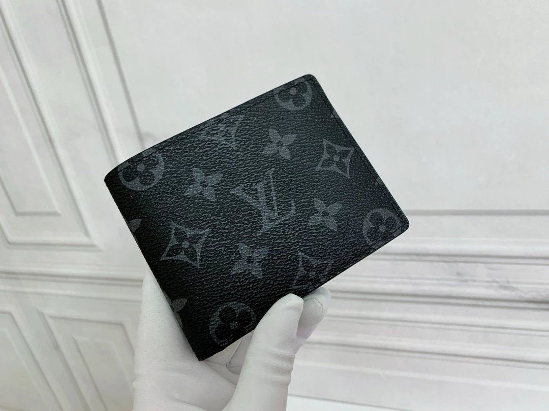,,LV" Wallet